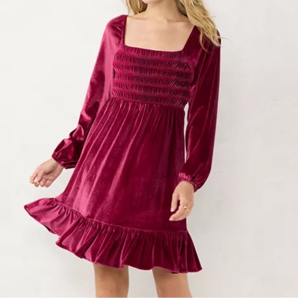 LC Lauren Conrad Dresses & Skirts - LC Lauren Conrad Velvet Dress l SIZE L